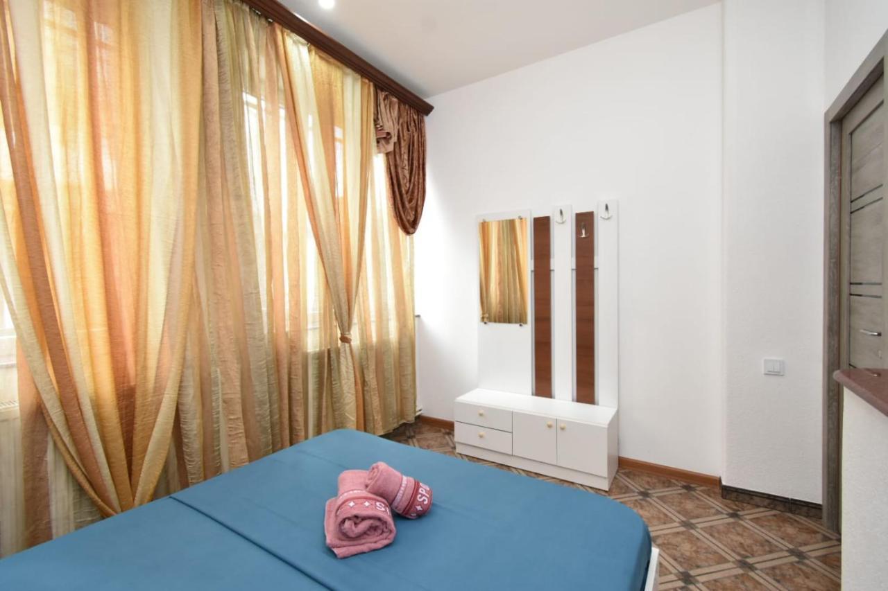 Guesthouses Opera Yerevan Exterior photo